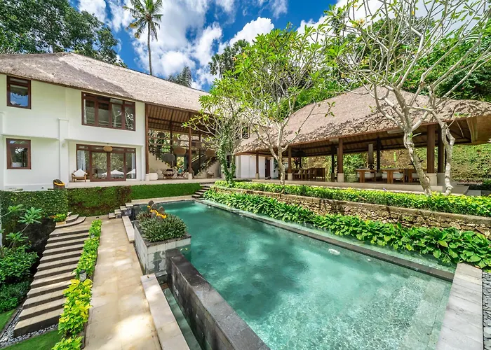 ゲストハウス Villajewel Bali Dalung (Bali)