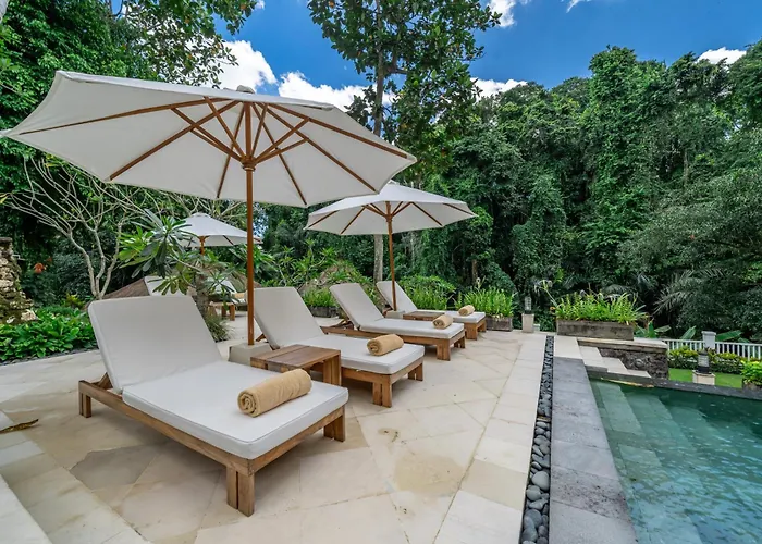 ゲストハウス Villajewel Bali Dalung (Bali)